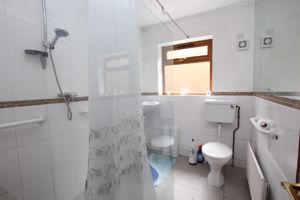 Shower/wetroom- click for photo gallery